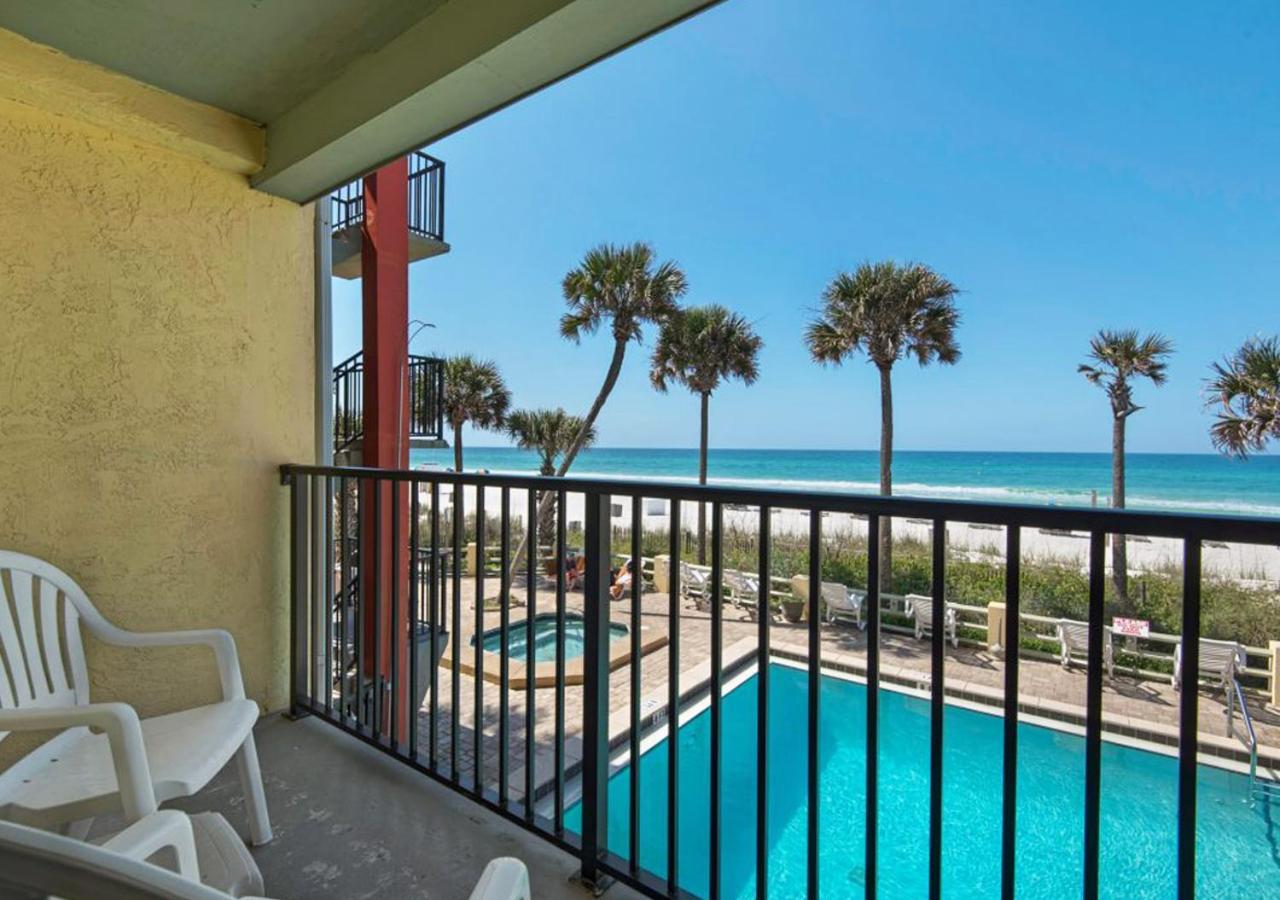 Ramada By Wyndham Panama City Beach / Beachfront Exteriör bild
