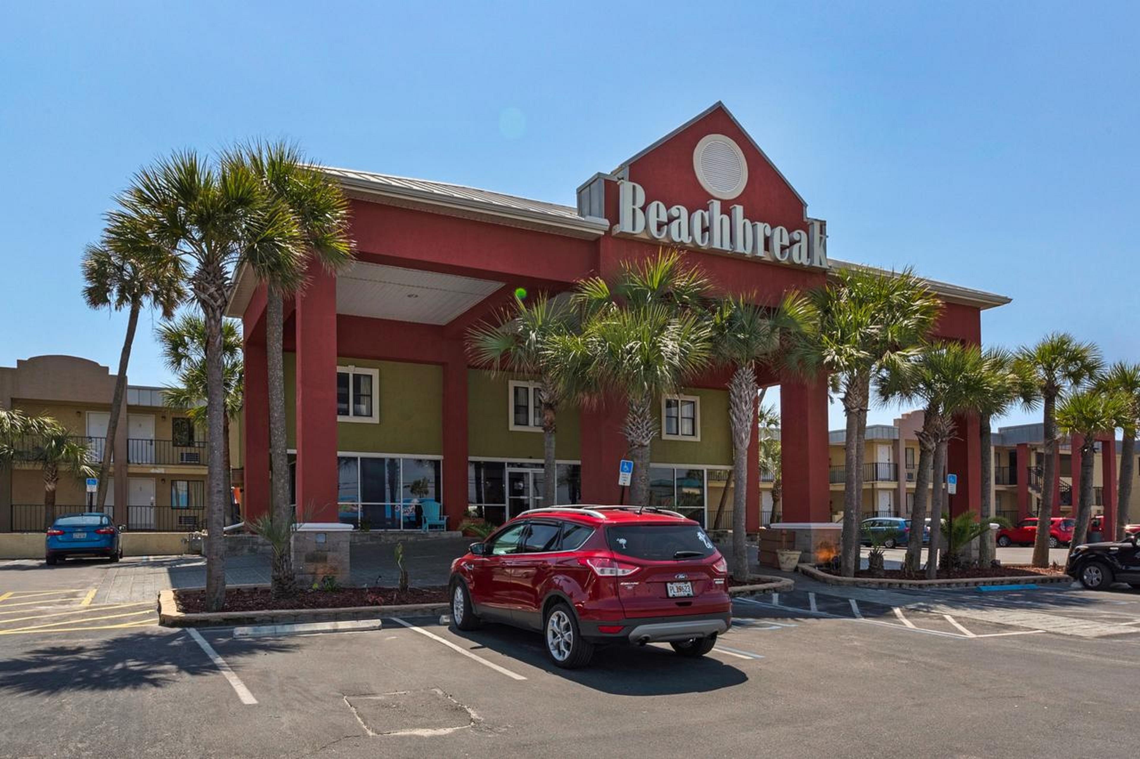 Ramada By Wyndham Panama City Beach / Beachfront Exteriör bild