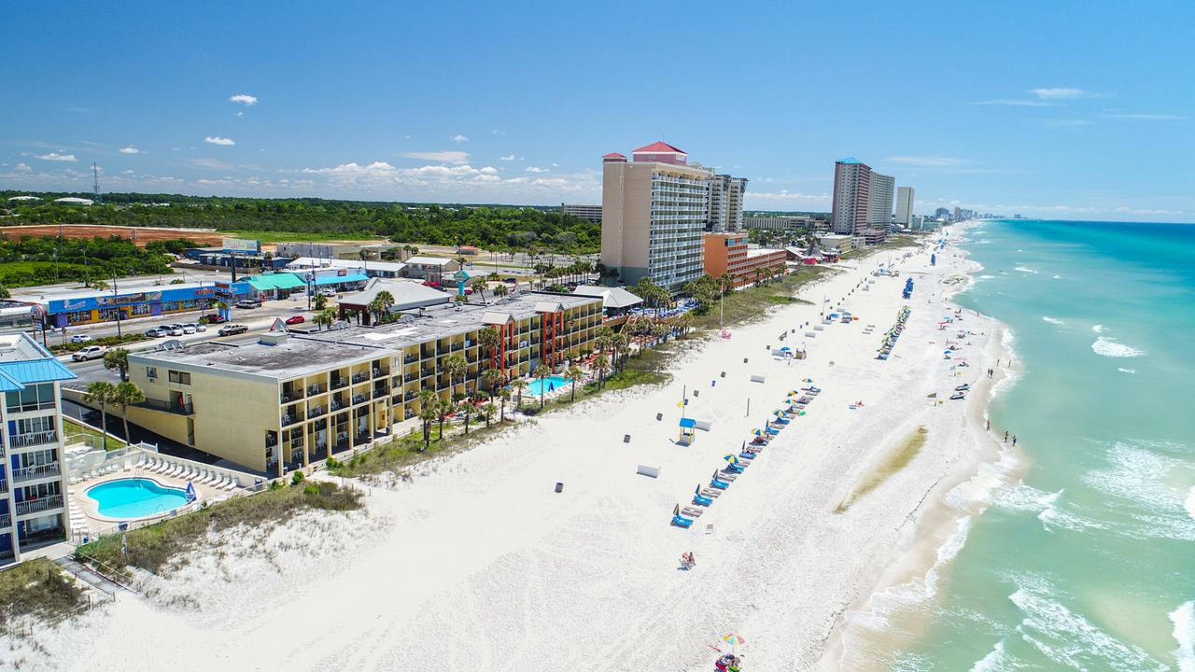 Ramada By Wyndham Panama City Beach / Beachfront Exteriör bild