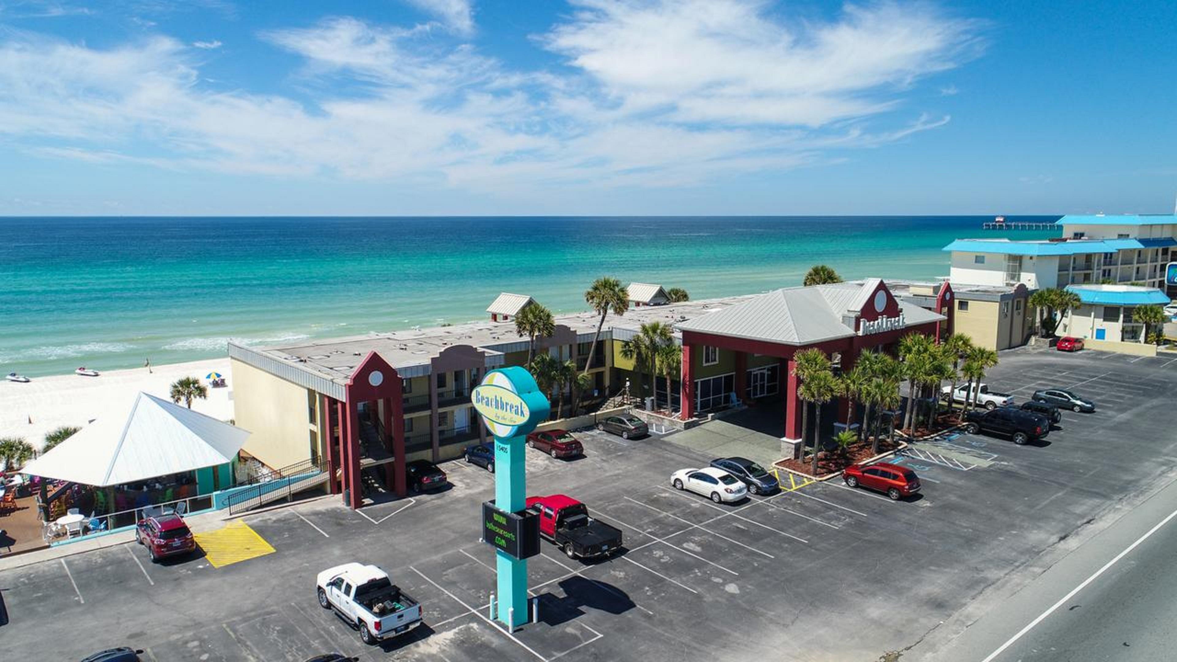 Ramada By Wyndham Panama City Beach / Beachfront Exteriör bild