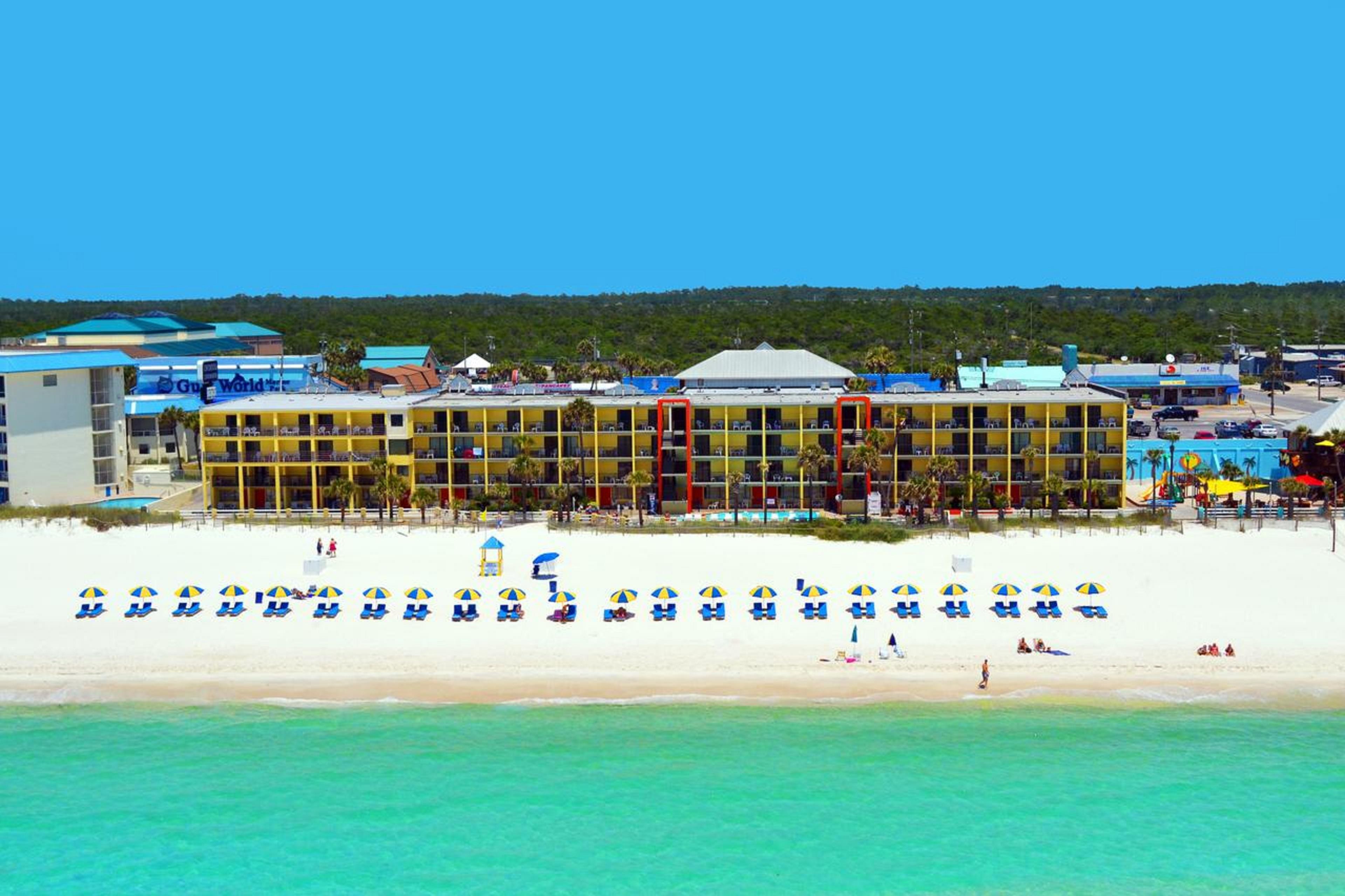 Ramada By Wyndham Panama City Beach / Beachfront Exteriör bild