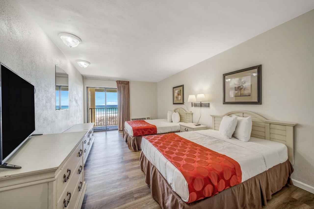 Ramada By Wyndham Panama City Beach / Beachfront Exteriör bild