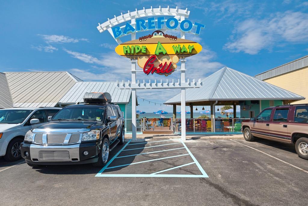 Ramada By Wyndham Panama City Beach / Beachfront Exteriör bild