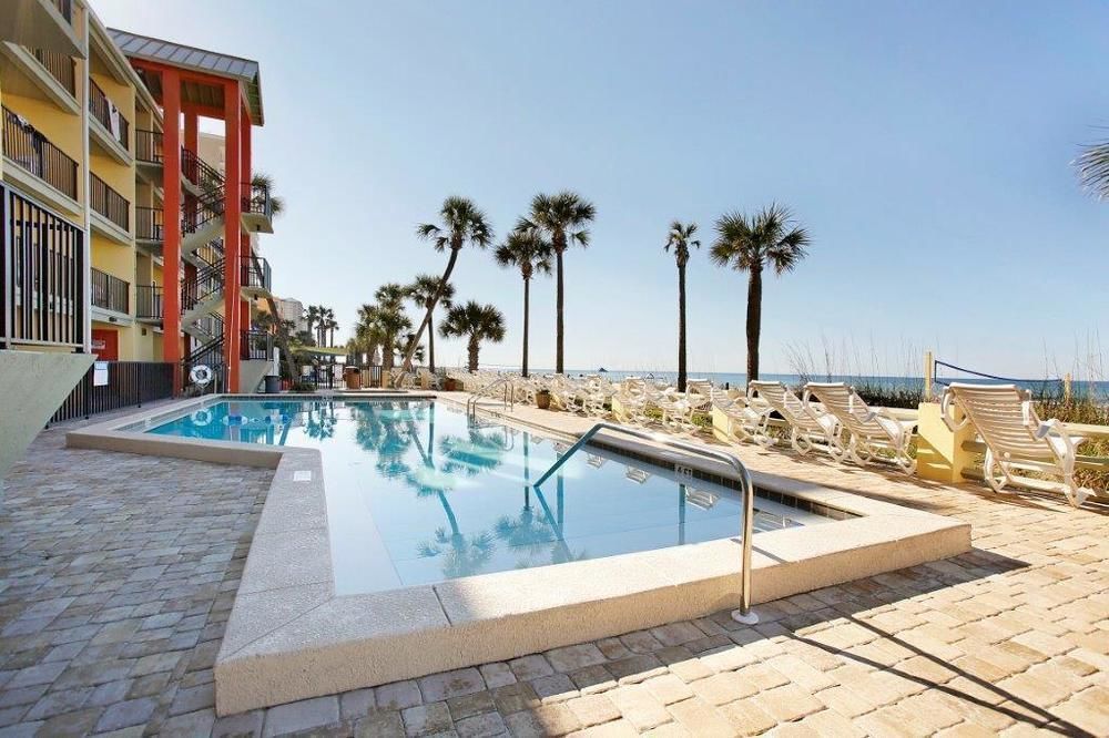 Ramada By Wyndham Panama City Beach / Beachfront Exteriör bild